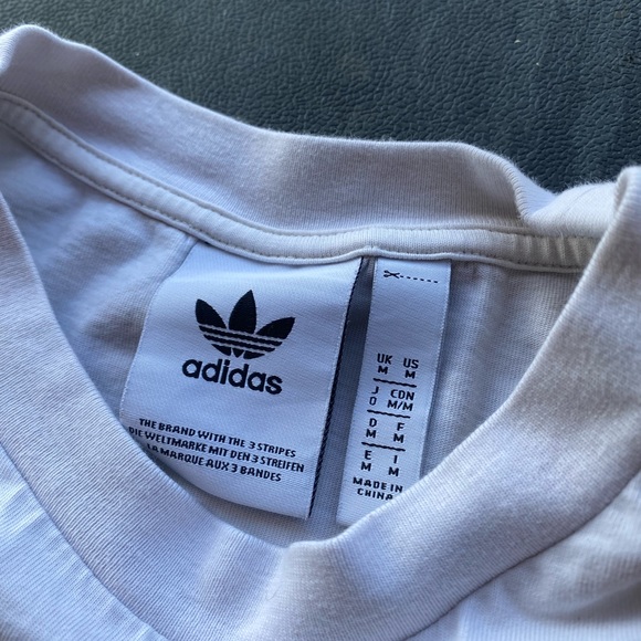 Adidas Crème T-Shirt - Picture 3 of 3
